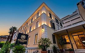 Hotel Touring Wellness & Beauty